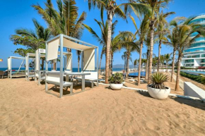 Beachfront Duplex with Multiple Pools - Beachclub